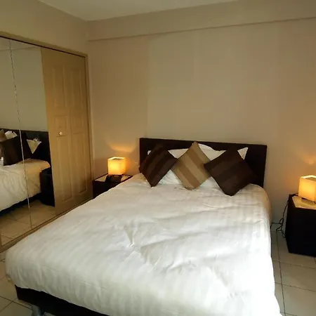 Hotell Le Saint Loup Gembloux